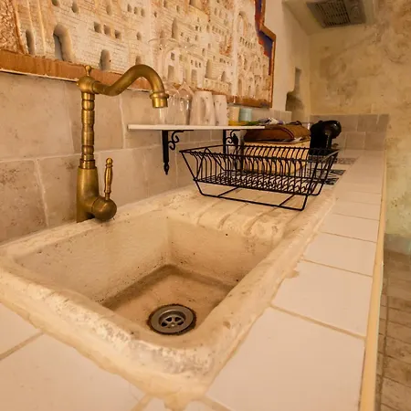 Lux Lucis Matera